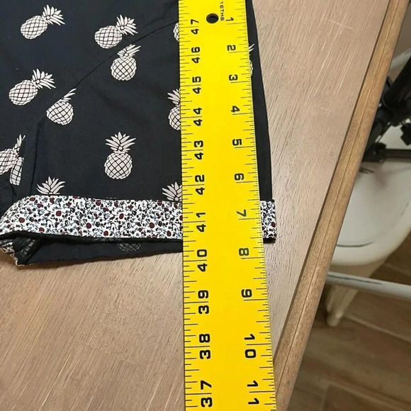 Men’s Denim & Flower Button Down Shirt Size Medium - Picture 7 of 7